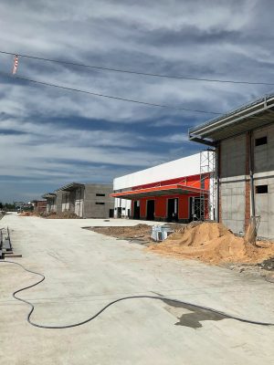 Nhà xưởng công nghiệp quy mô lớn trước khi kiểm định an toàn và đánh giá kết cấu