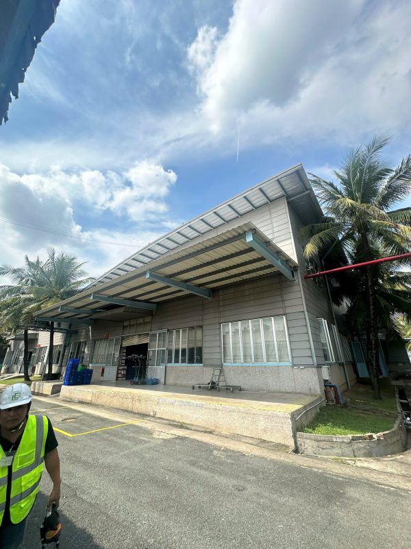 Khảo sát hiện trạng tổng thể bên ngoài nhà xưởng phục vụ kiểm định audit nhà máy.