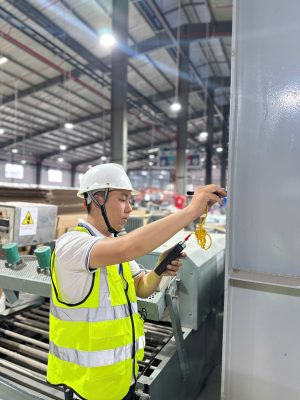 đo độ cứng vật liệu thép cột kết cấu trong kiểm định nhà xưởng