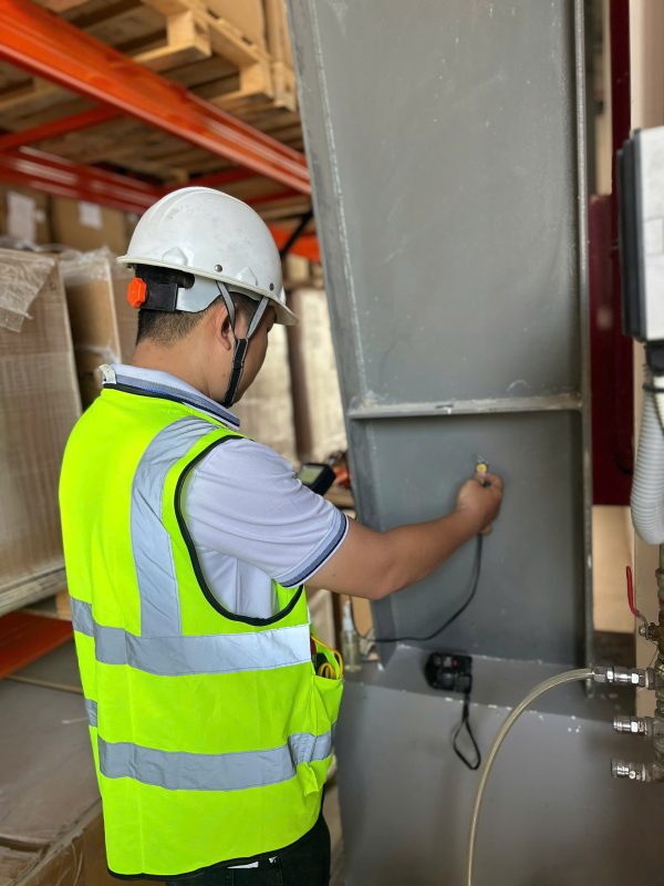 kiểm tra chiều dày thép bản bụng bằng thiết bị siêu âm UT