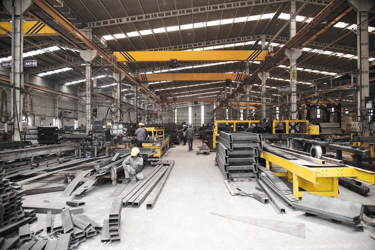Những bộ phận nào cần kiểm định trước khi nâng tải cầu trục?